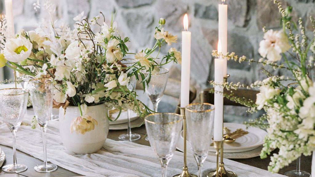 WEDDING SPARROW / Ivory and Gold Montana Wedding Ideas