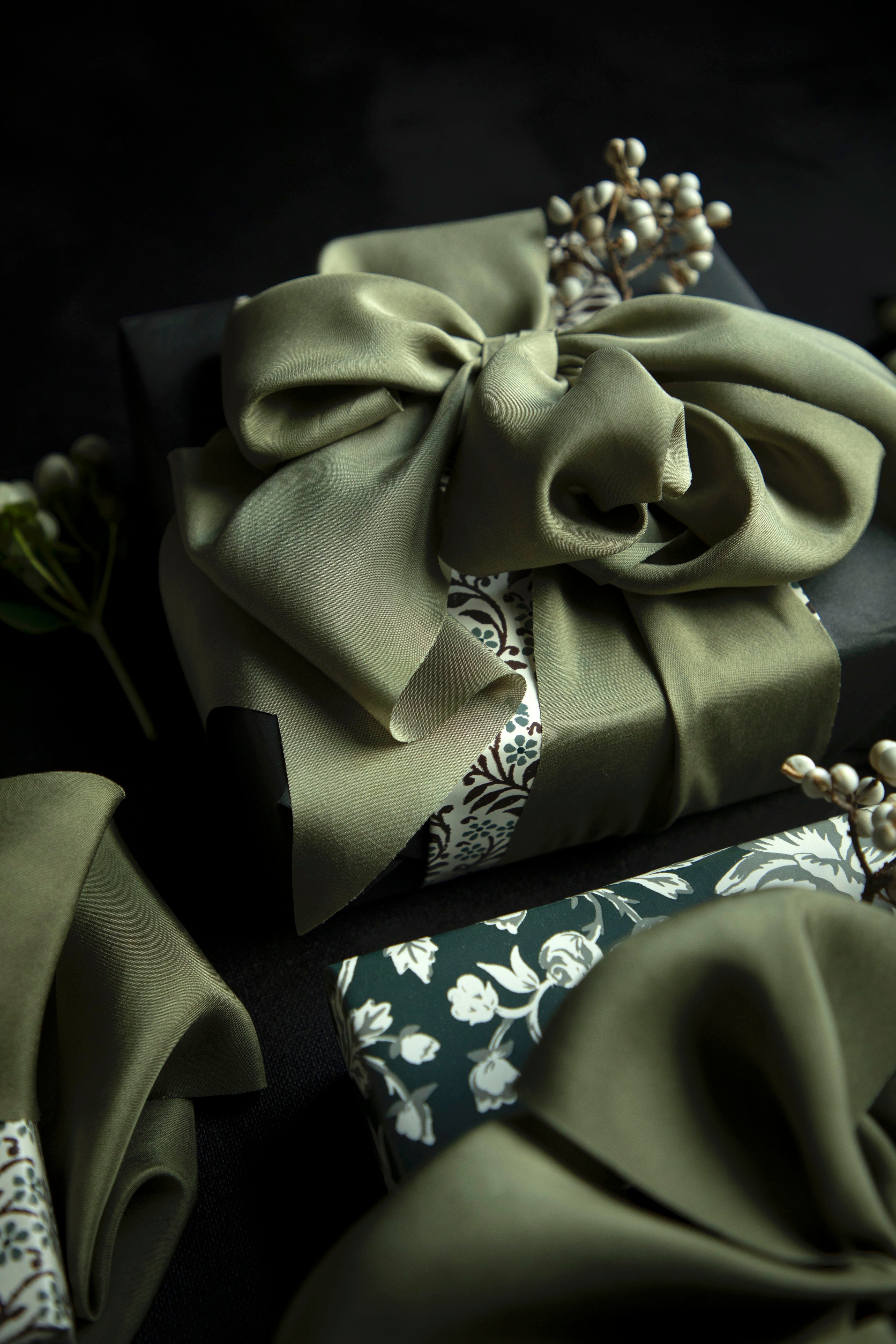 Christmas gift wrapping inspiration with Studio McGee wrapping paper