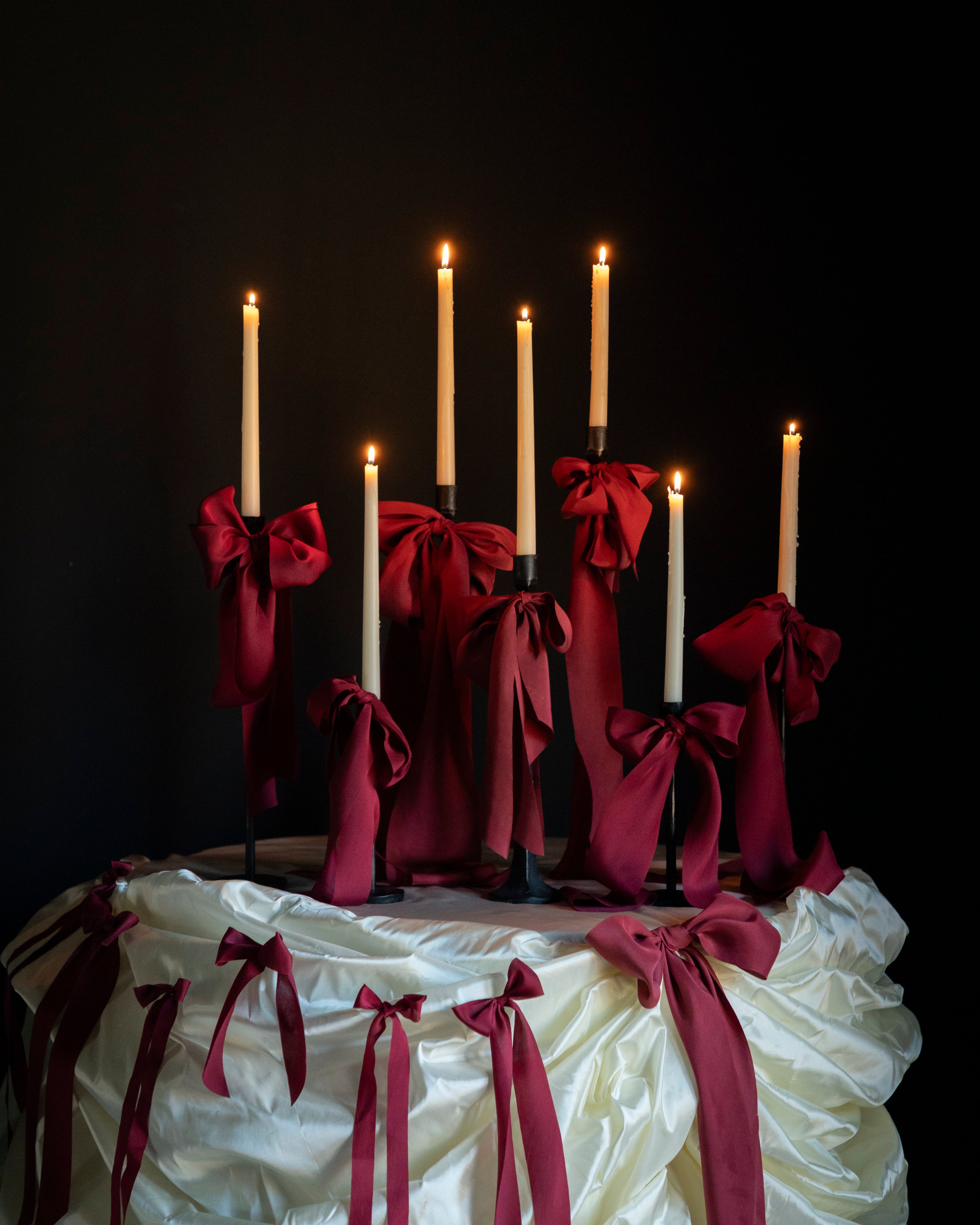 red ribbon bow tablescape design