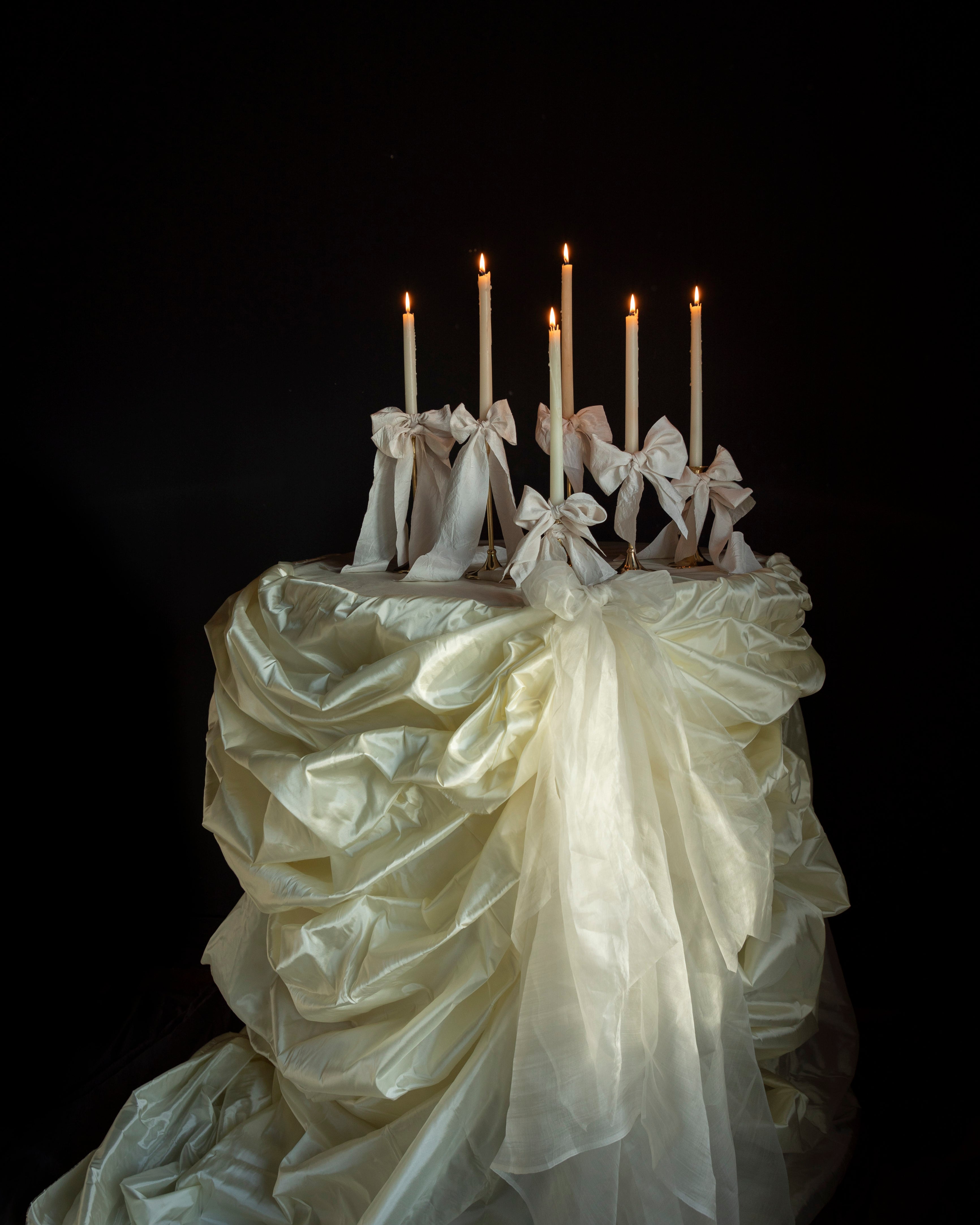 wedding trend 2025 silk taffeta table design by silk and willow.