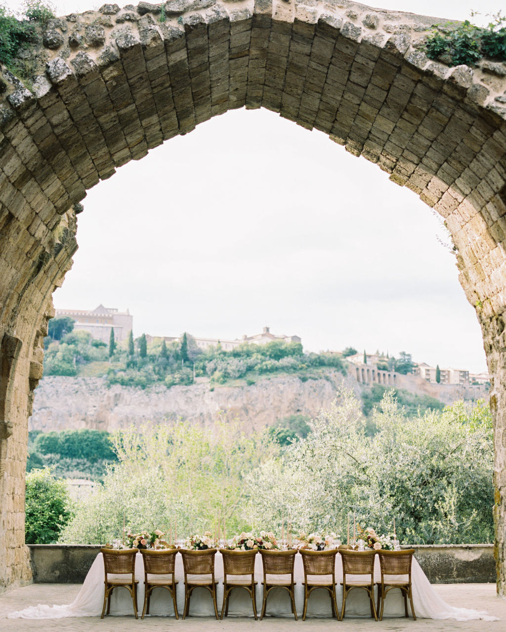 Italy wedding, lake como wedding. wedding event decor, silk and willow custom wedding head table design