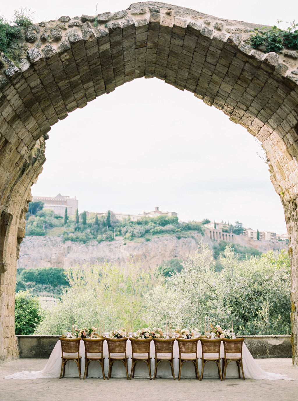 Italy wedding, lake como wedding. wedding event decor, silk and willow custom wedding head table design