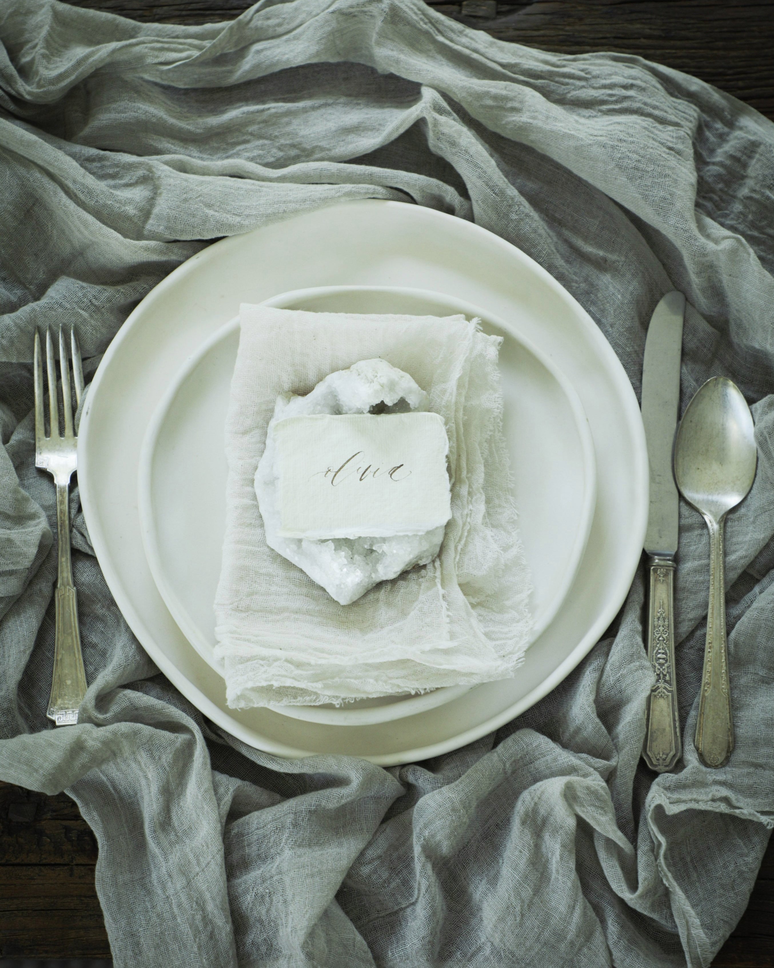 table runner, table linens, place setting, silk and willow table decor