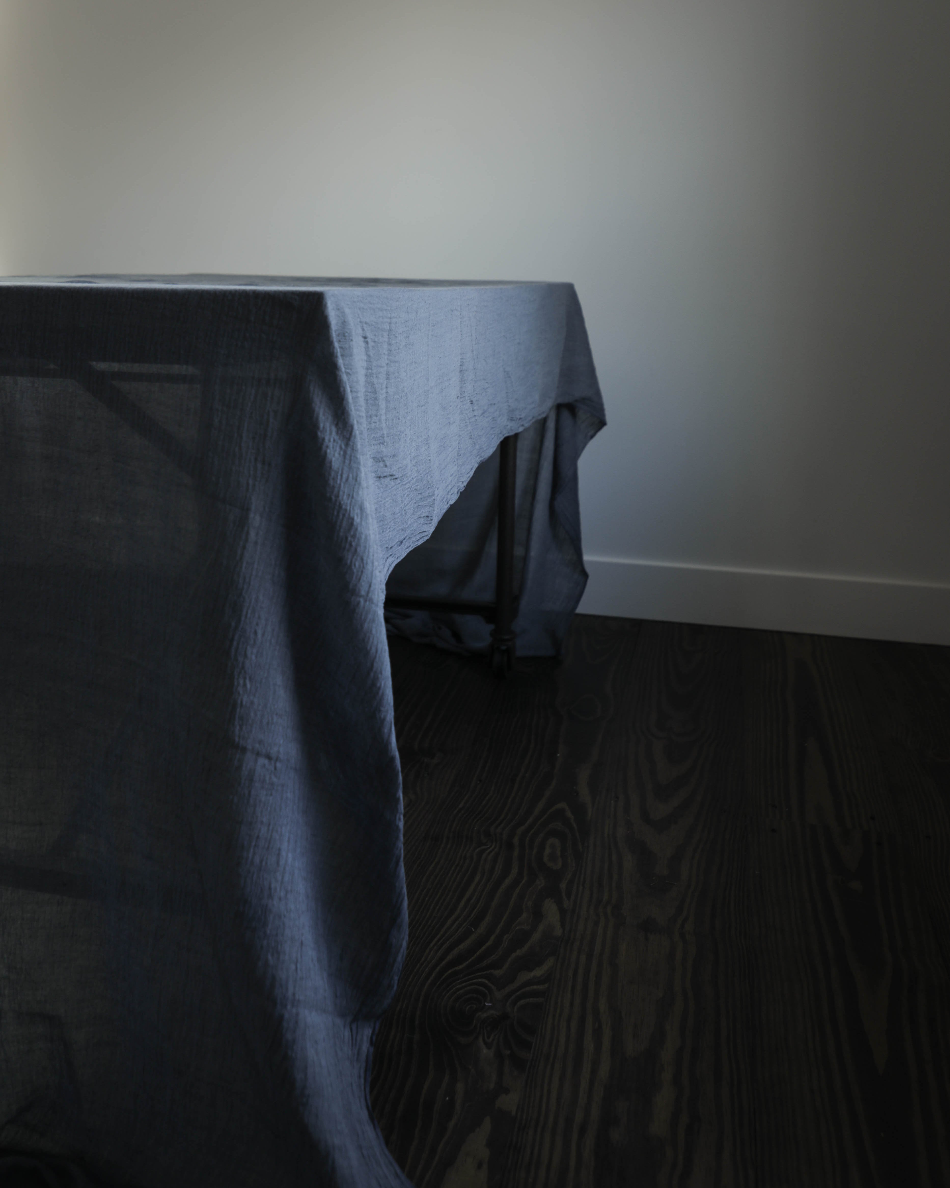 indigo dyed table linens, silkandwillow, Silk & Willow, Plant dyed table linens, Table decor, home decor, event decor