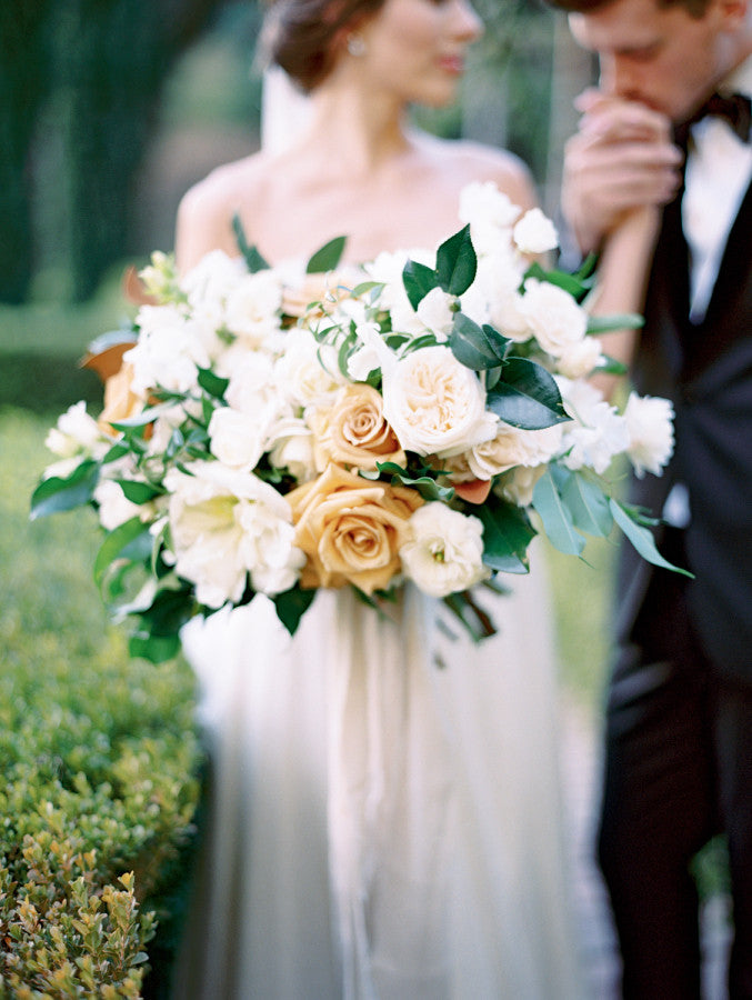 STYLE ME PRETTY / Contemporary Wedding Inspiration in Hollywood Hills