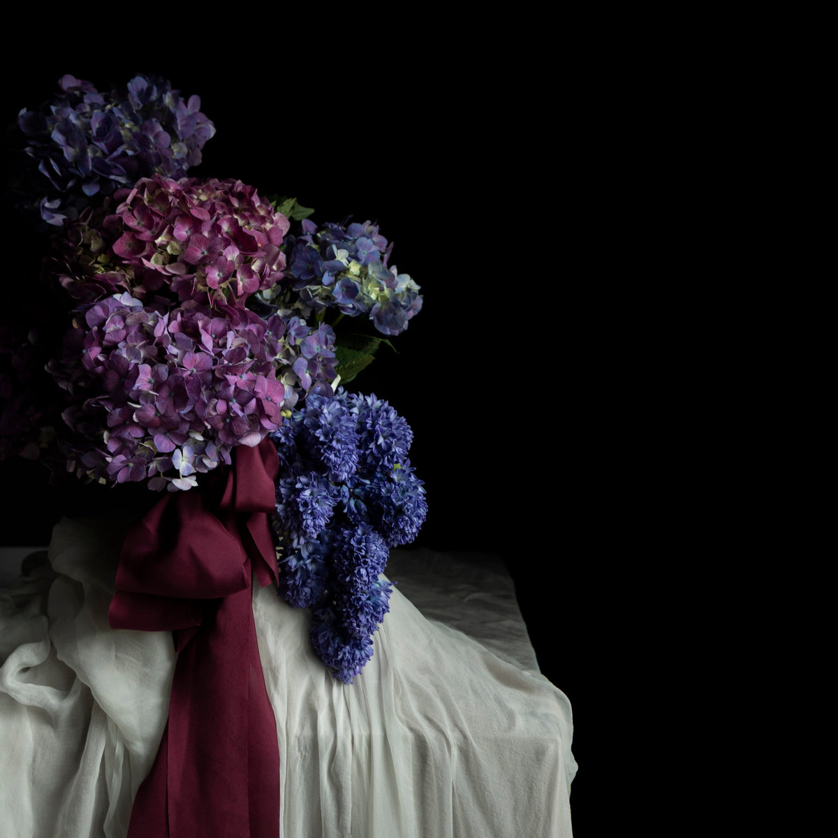 The Language of Color: Contrast in Floral Design – Silk & Willow