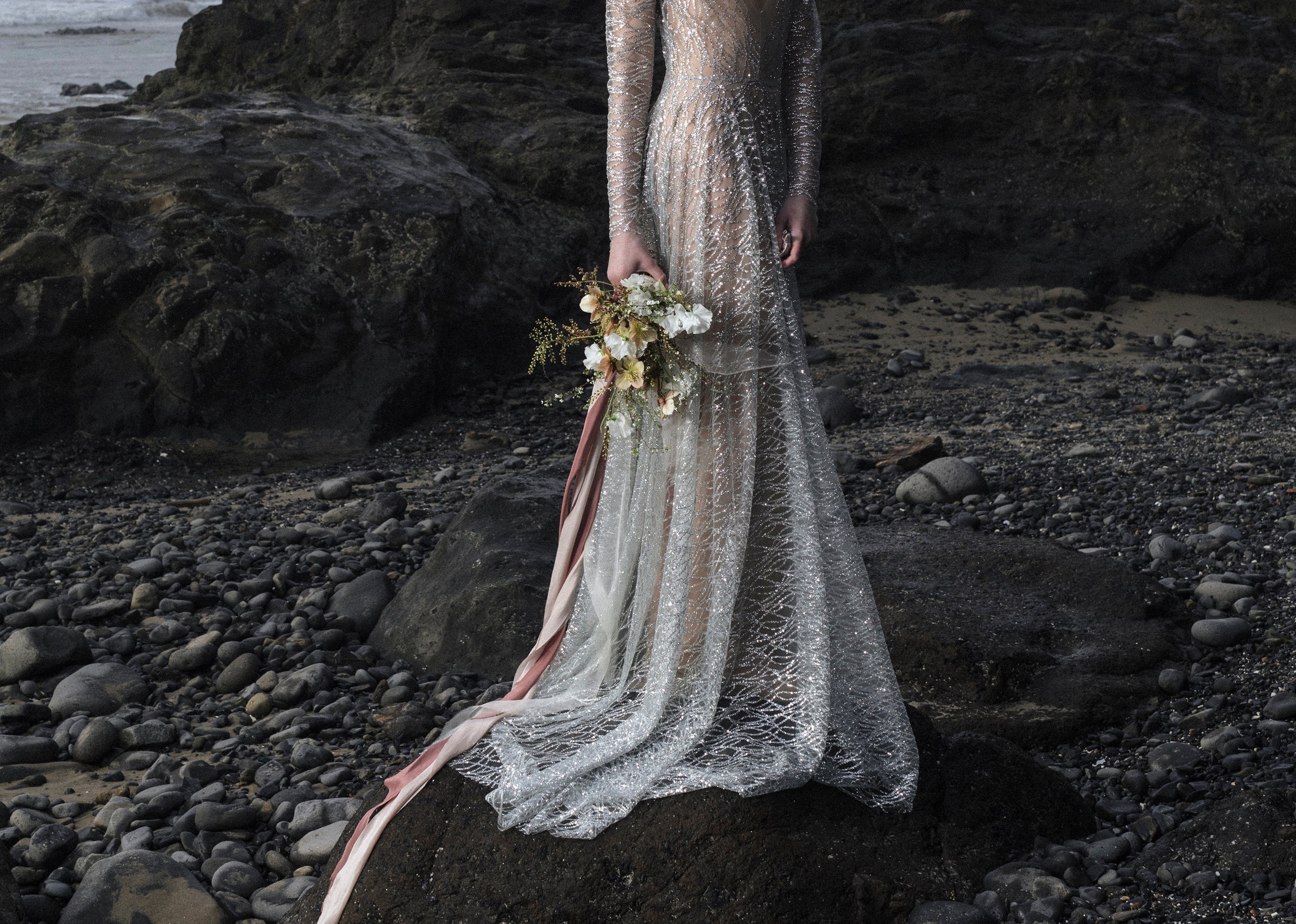 Romanitc Bridal Bouquet Ribbons
