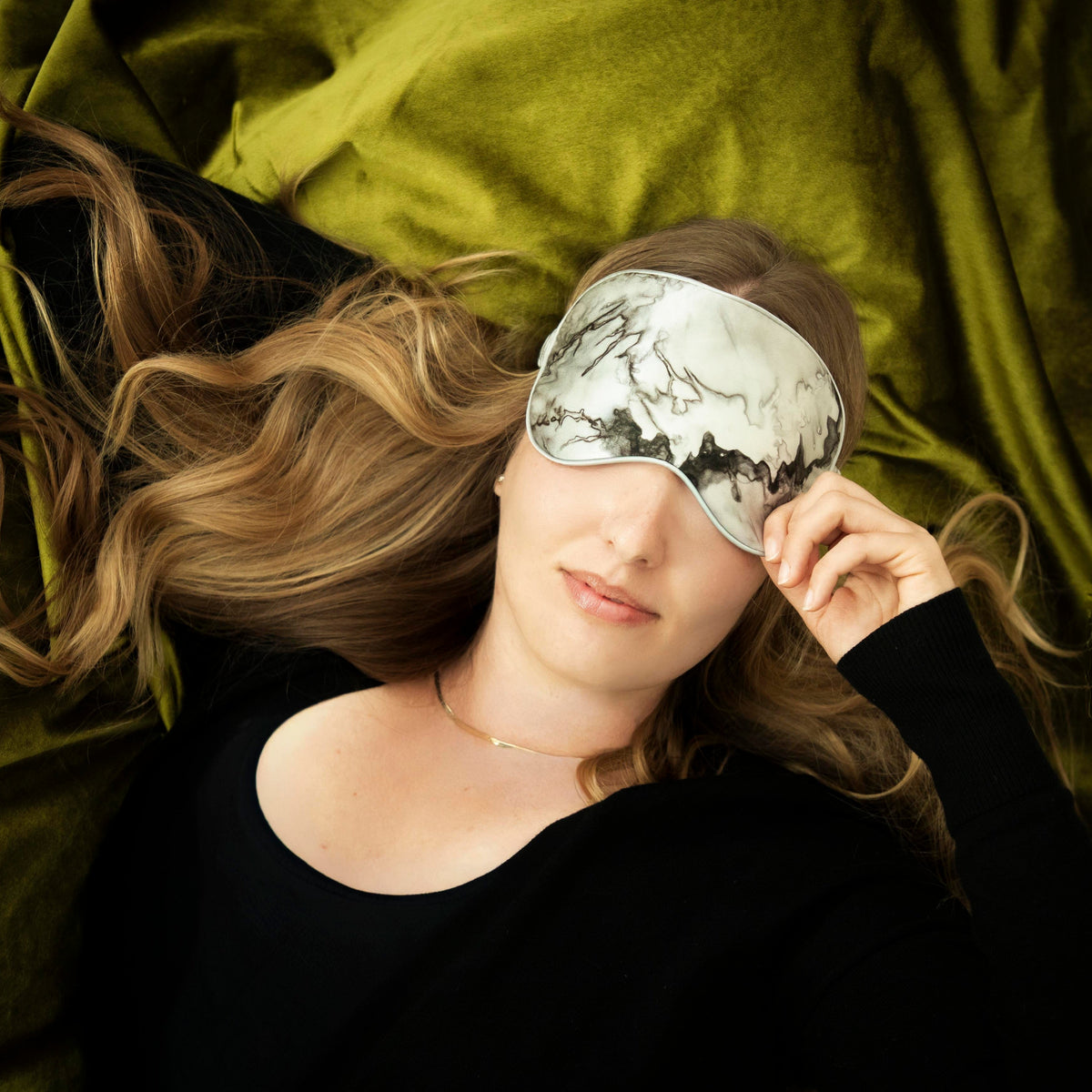 Luxury Silk Scrunchie & Eye Mask Self-Care Set view 3