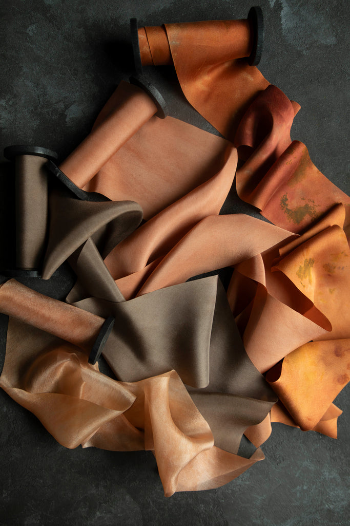 the best silk ribbon to buy for your wedding bouquet