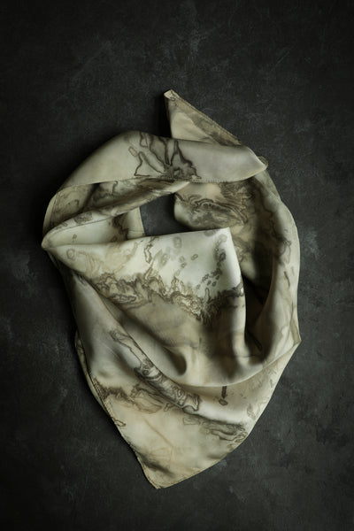 小物 AURALEE 23AW DYED SILK TWILL SCARF LILLIAN silk twill scarf Box of Chocolates – Lesley Evers