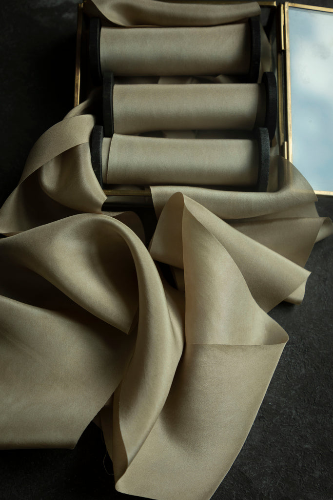 picking the perfect bridal bouquet ribbon