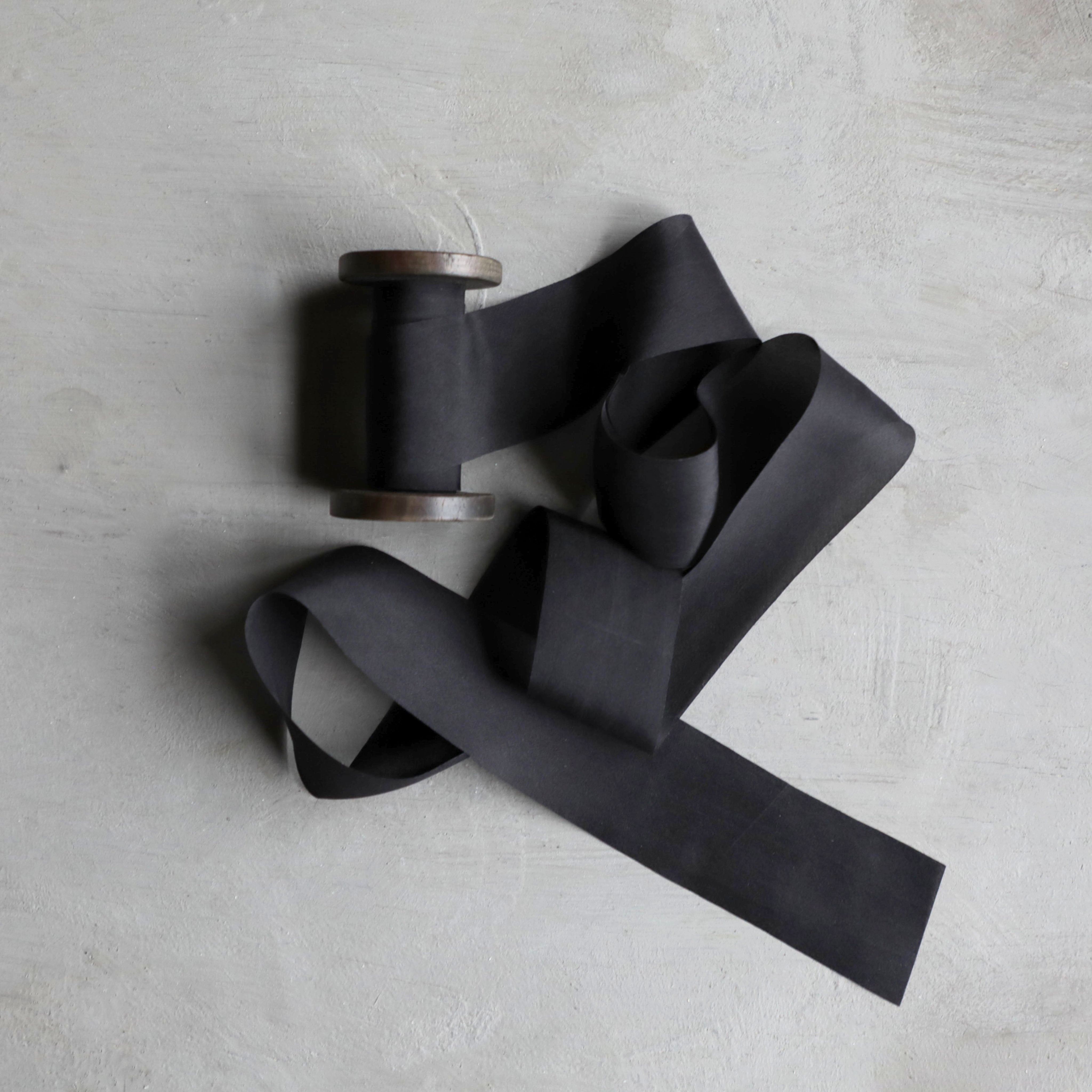 Silk Ribbon - Black - 1/4 wide - Two Yards – Dames a la Mode
