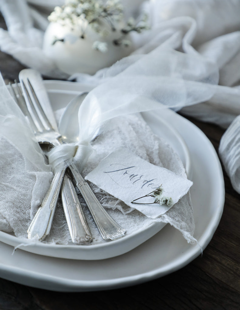 white theme table setting idea