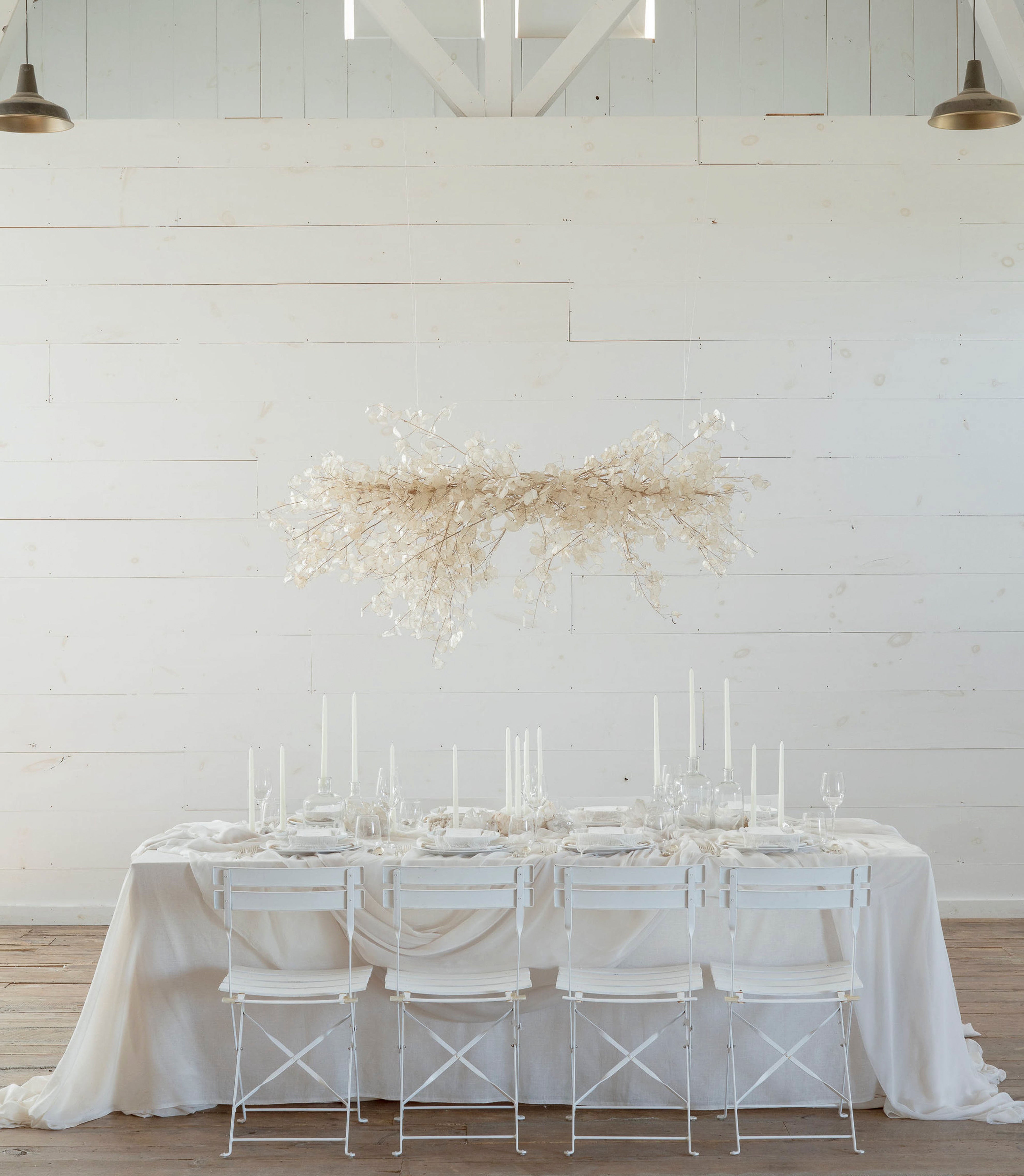 silk and willow table setting design  with custom table linens for your wedding decor