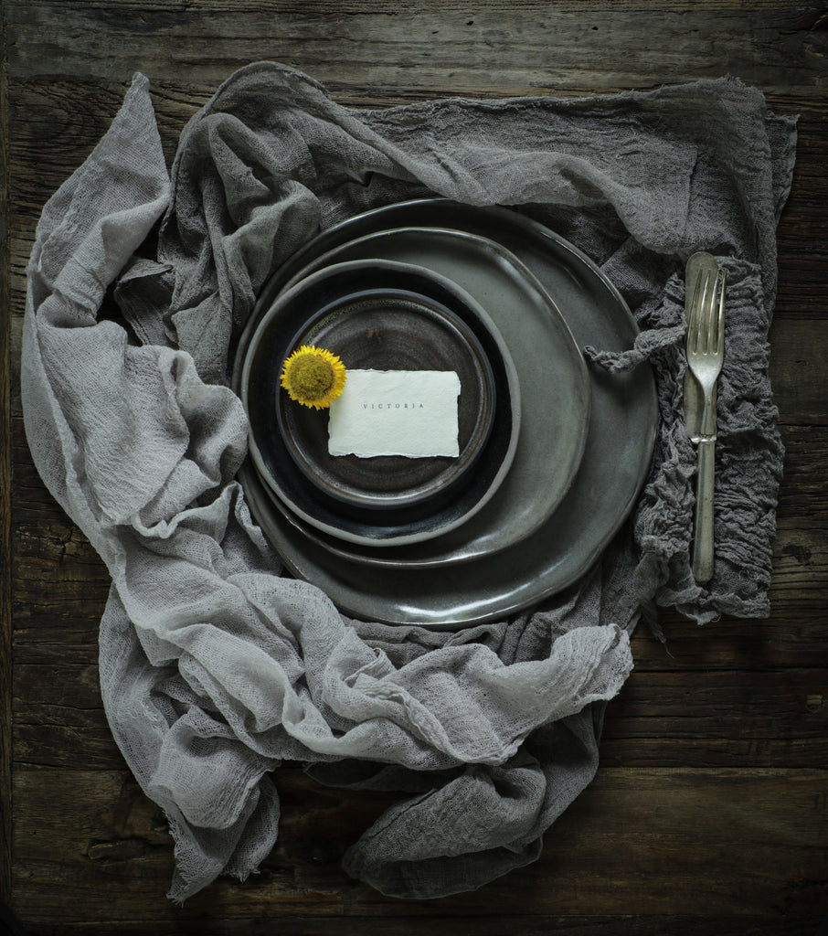 Silk & Willow plant dyed table linens. Napkins, organic cotton napkins. natural cotton napkins. Table setting. product styling