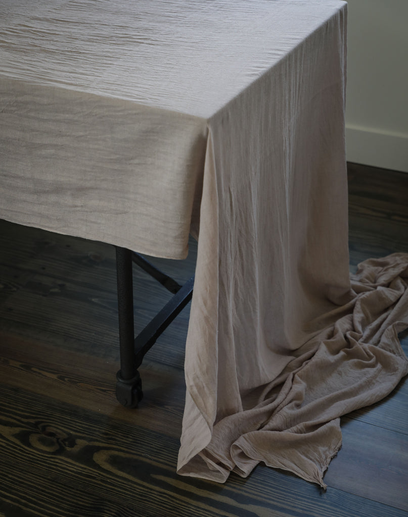 table decor for home entertaining, natural table linens, wedding table linens