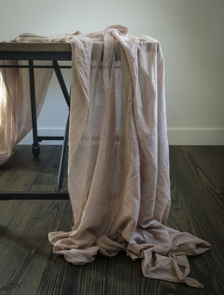 table decor for home entertaining, natural table linens, wedding table linens